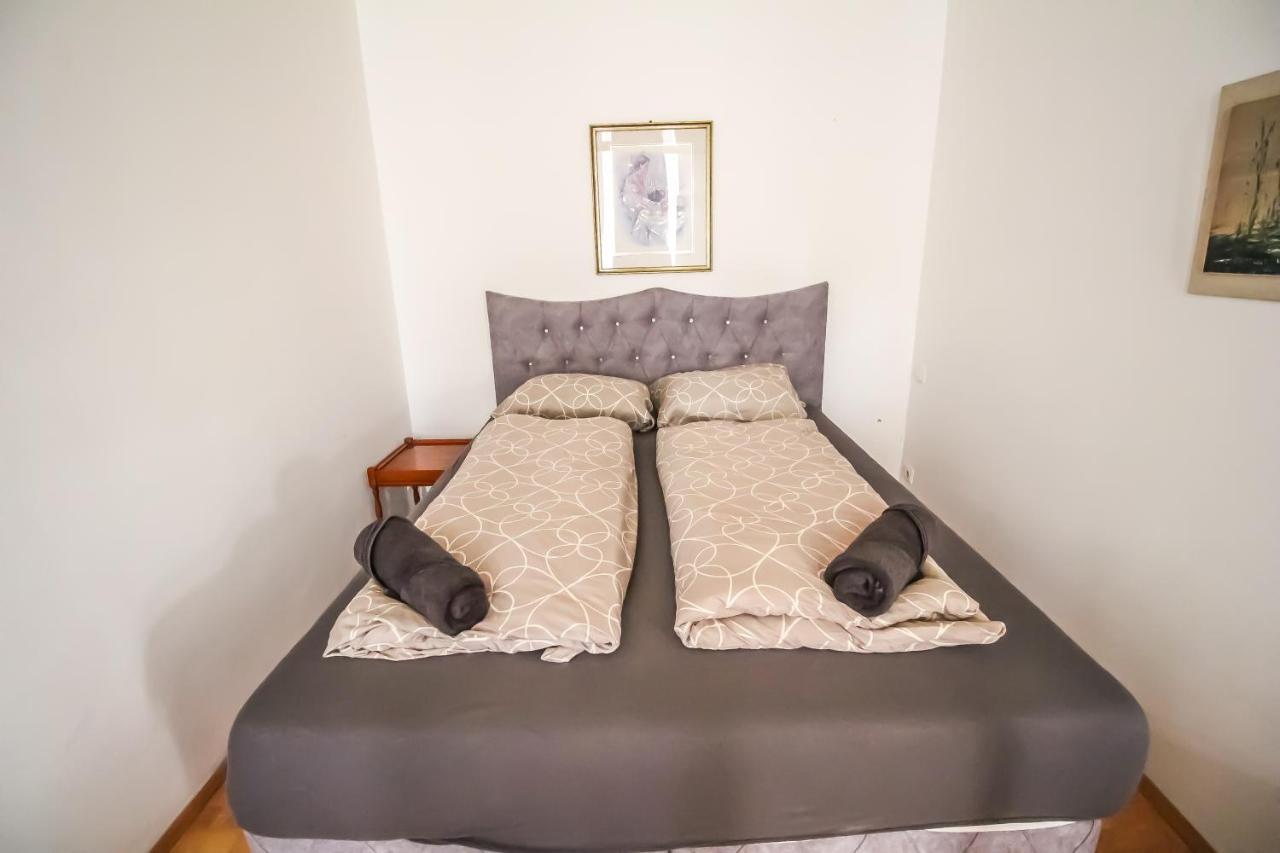 Private Room In Shared Apartment Pr6 Wien Exteriör bild